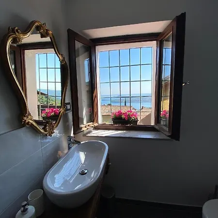 Appartamento La Casa Di Andrea Gardone Riviera